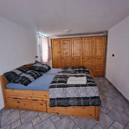 Siegenerstrasse Apartman